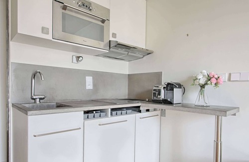 Arsenal Apartment | Marais, Seine 1BR AC by Melvane