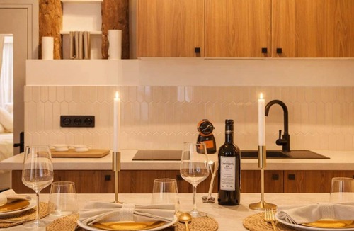 Arts-et-Metiers Apartment | Marais stylish & central studio
