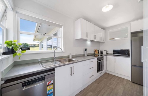 Maramarua House | Maramarua Views - 3-Bed Escape with Scenic Deck