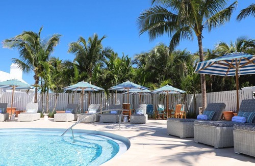Marathon Apartment | Marathon Beachfront | 2BR, Veranda + 2 Luxe Baths