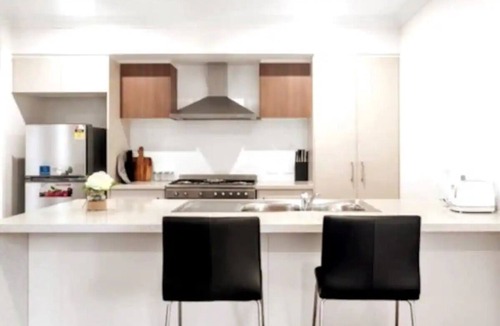 Maraylya House | Maraylya Affordable Modern 7 Br Home + Parking