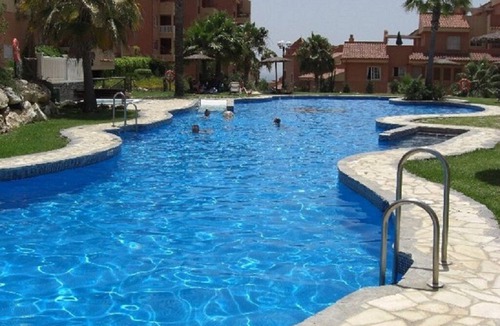Marbella Apartment | Marbella 2 Bed 2 Bath Luxury Apartment near Cabopino