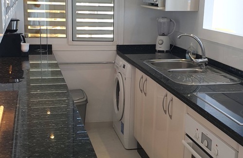 Marbella Seafront Promenade Apartment | *MARBELLA BEACHFRONT PENTHOUSE STUNNING VIEWS COAST/MARINA/BEACH 2B 2B PARKING