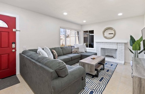 Santa Clara House | @ Marbella Lane - 3BR Charm w/Pool