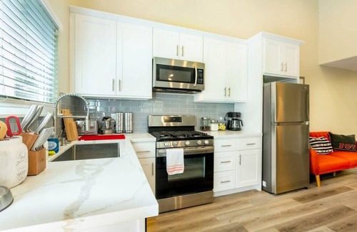Willow Glen House | @Marbella Lane-6BR Duplex-DTWN SJ 10-Min to Levi's