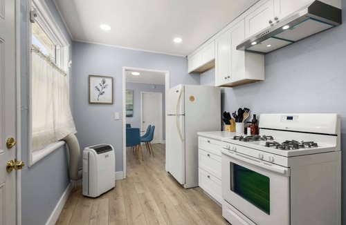 Cambrian Park House | Marbella Lane - Alluring & Spacious 3BR Home