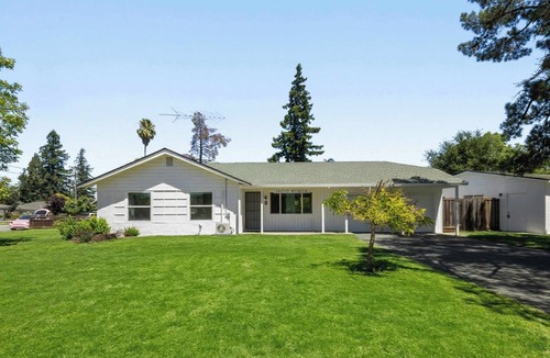 Cambrian Park House | Marbella Lane - Alluring & Spacious 3BR Home