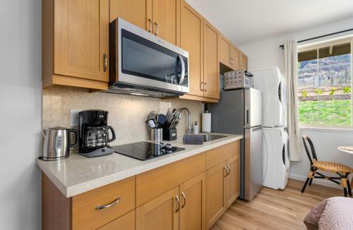 Makaha Valley House | @Marbella Lane - Blissful Studio in Makaha