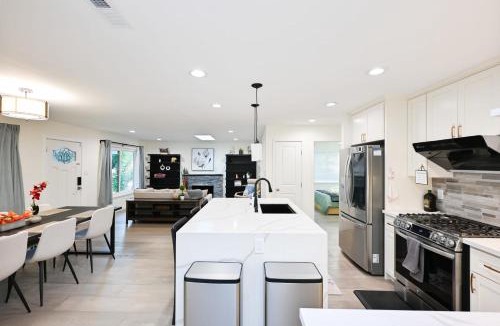 Sunnyvale West House | @ Marbella Lane - Exquisite Home 3BR