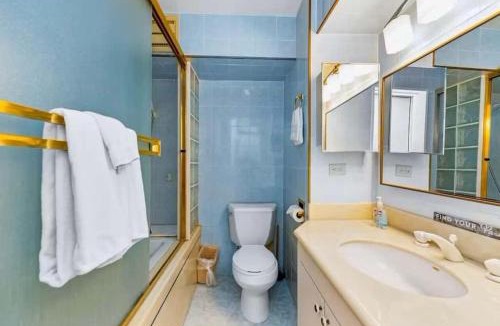 Waikiki Apartment | # Marbella Lane - Refreshing Oceanfront Seascape