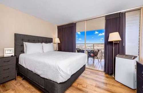 Waikiki Apartment | # Marbella Lane - Refreshing Oceanfront Seascape