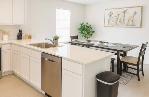 Montgomery County House | @ Marbella Lane - Tranquil Escape in Texas Pines