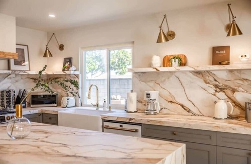 Fullerton Cottage | @ Marbella Lane - Vibrant & Chic Designer Home