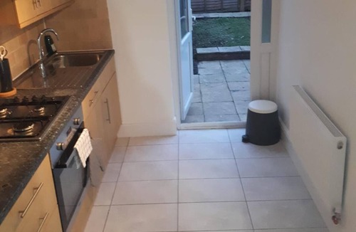 Tooting Apartment | Marble Apartments Broadway Two