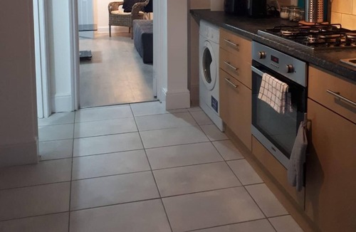Tooting Apartment | Marble Apartments Broadway Two