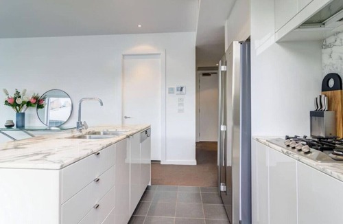 Adelaide Central Business District Apartment | Marble CBD Luxury 2 Bedroom Apt Pool & Parking