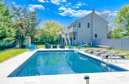 Hampton Bays House | Marble & Sun