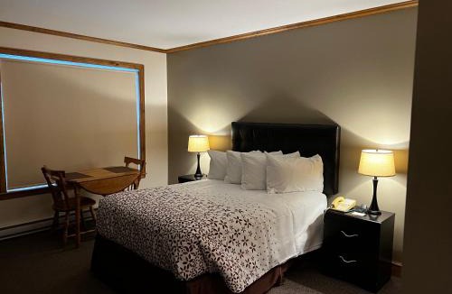 Steady Brook Apartment | Marble Villa