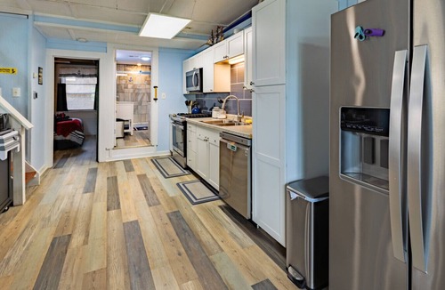 Kuttawa House | Marcaritaville at La · Marcaritaville at Lake Barkley