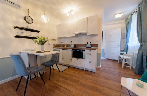 Zadar Apartment | Marcel Zadar access balcony