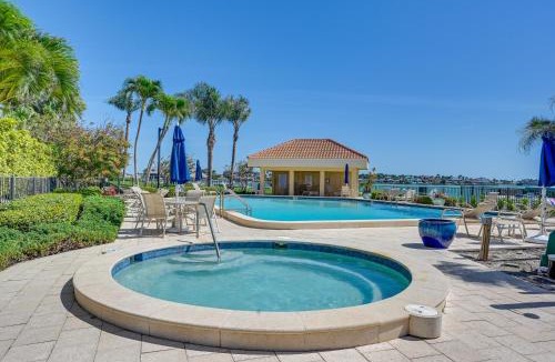 Marco Island House | Marco Island Condo w/Ocean Views + Resort Perks!