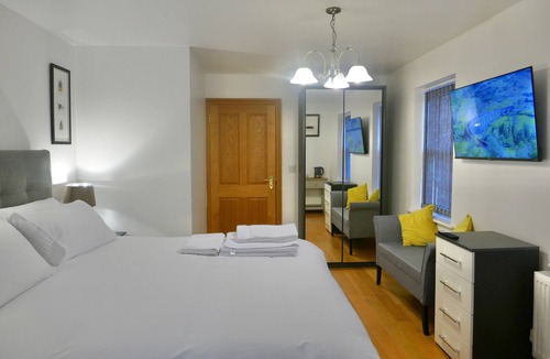 Ripley Bed & Breakfast | Marehay Hall Farm