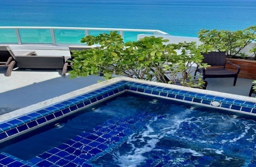 Sunny Isles Beach Resort | Marenas Oceanfront Penthouse