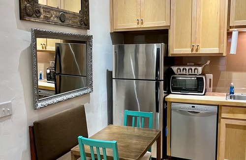 Marfa Apartment | Marfa House Fronteriza-Central and Accessible