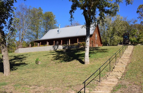 Boswell Cabin | Marfly Mount Olive Retreat