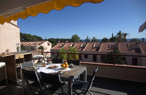 Sant Feliu de Guixols House | Margaret's Family House with pool and parquing