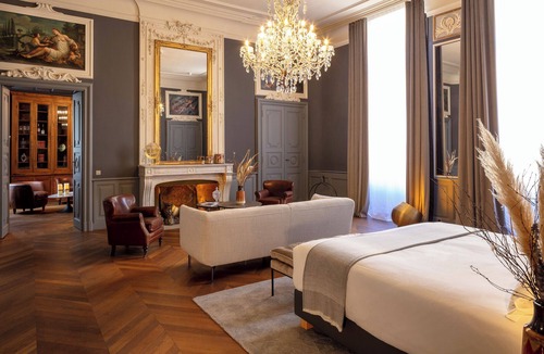 Nimes City Centre Hotel | Margaret - Hôtel Chouleur