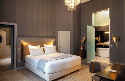 Nimes City Centre Hotel | Margaret - Hôtel Chouleur