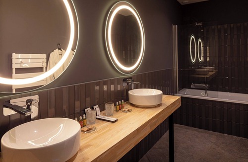 Nimes City Centre Hotel | Margaret - Hôtel Chouleur