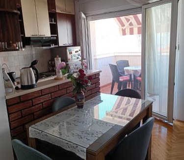 Kastel Stafilic Apartment | Margareta's Apartment