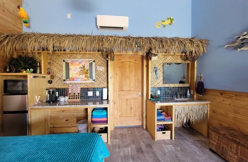 Wise County Other | Margaritaville Cabana at Tipsy Toad Retreat