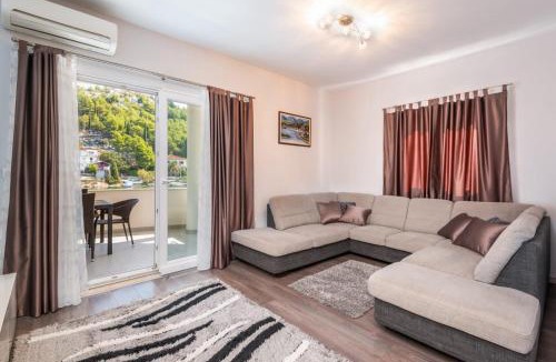 Blace Apartment | Margaritum Blace