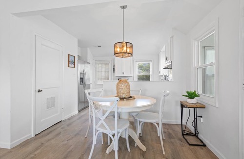 Margate City Apartment | Margate Bungalow by the Beach II