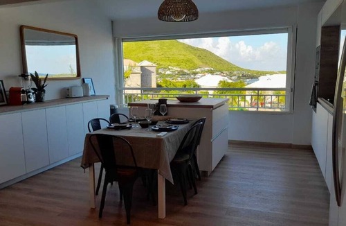 Cul de Sac Apartment | Margot's Secret Place