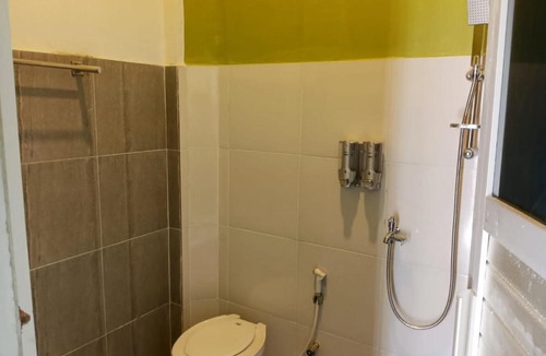 Wangi-Wangi House | Maria Guesthouse