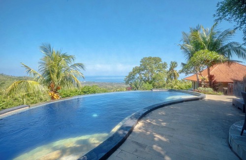 Kayu Putih Cottage | Maria Secret Villa