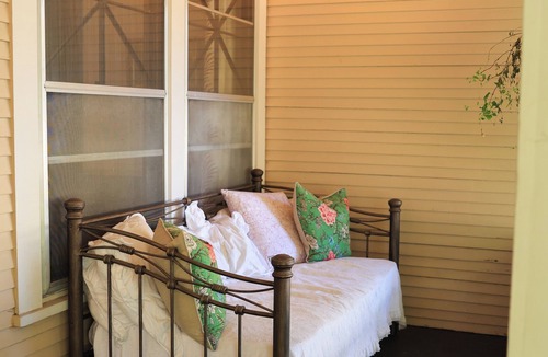 Logan Bed & Breakfast | Marianna Stoltz House