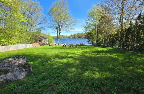 New Ipswich House | Marians Place Mountain Lake Escape!