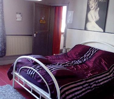 Briare House | Marie-Claire la grillade