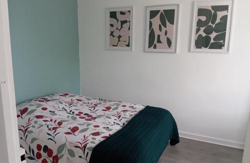 Megrit House | Marie