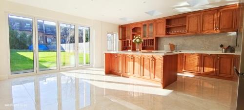 Harrow Villa | Marigold Villa