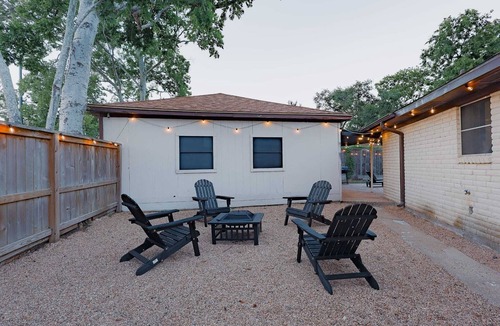 Greater Fondren Southwest House | MarigoldEstate/Pool/MovieRoom/GameRoom/4BR/Houston