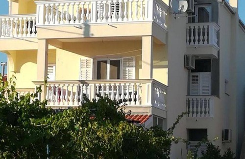 Tribunj Apartment | Marija - 100 m from beach: A3 (4) - Tribunj