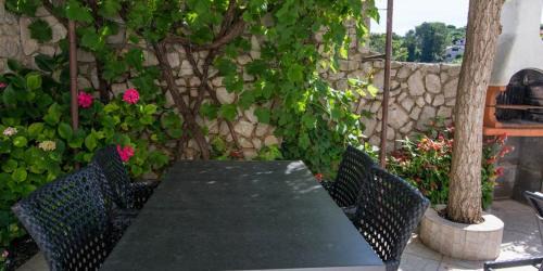 Veli Losinj Apartment | Marija