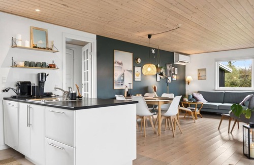 Store Kongsmark House | "Marillia" - 75m from the sea by Interhome