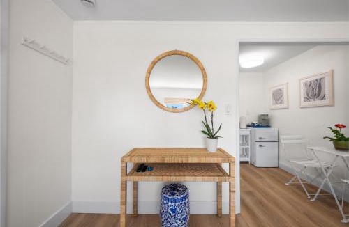 Waterford Hotel | Marina Bay Cottages